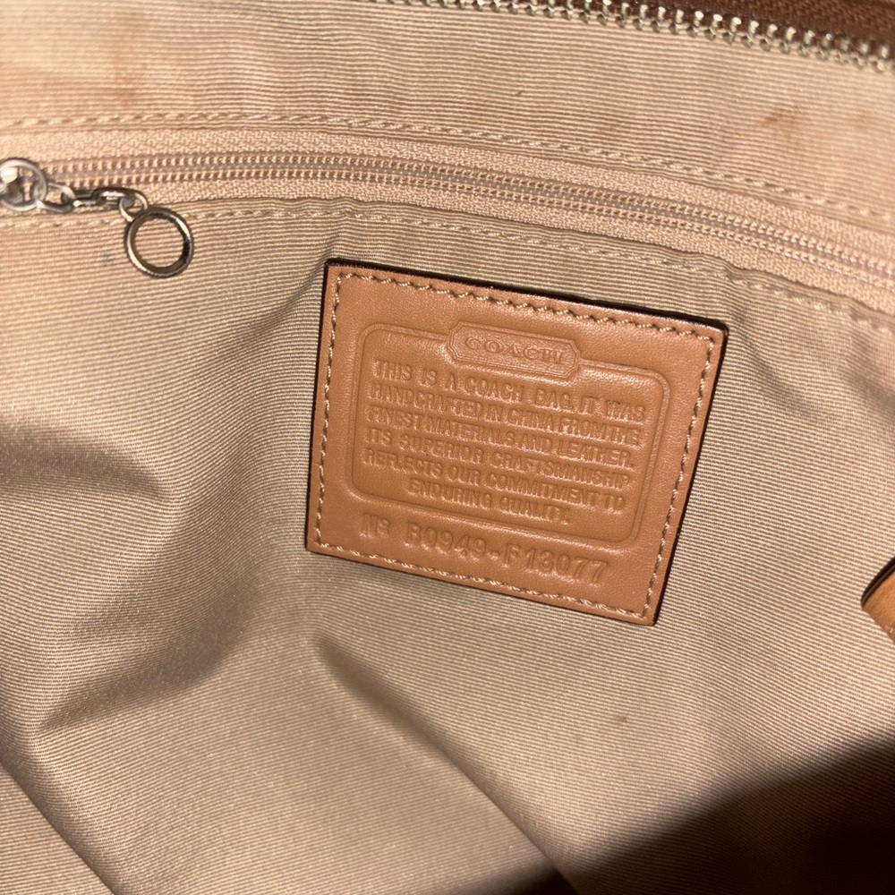 Coach Hampton Signature Canvas With Leather Trim Tote Bag - Picture 16 of 16